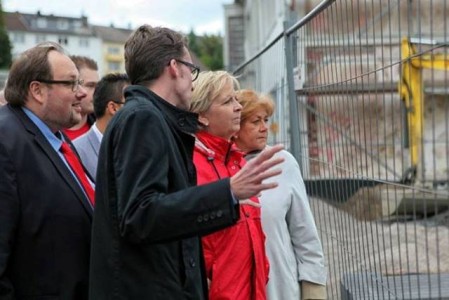 Hannelore Kraft bei einem Besuch auf dem Honsberg