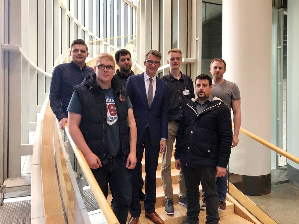 Jusos Oberberg nahmen Parlament und Landtagsabgeordnete unter die Lupe