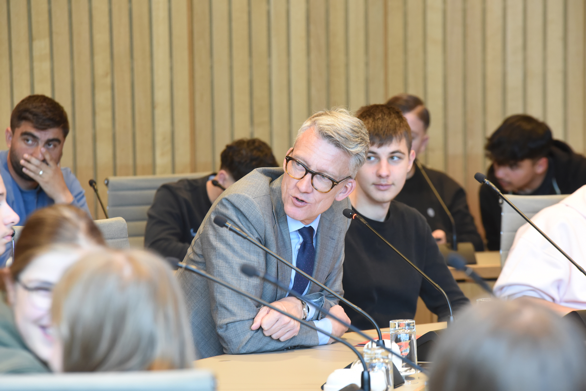 Wo können Kinder und Jugendliche politisch mitbestimmen?