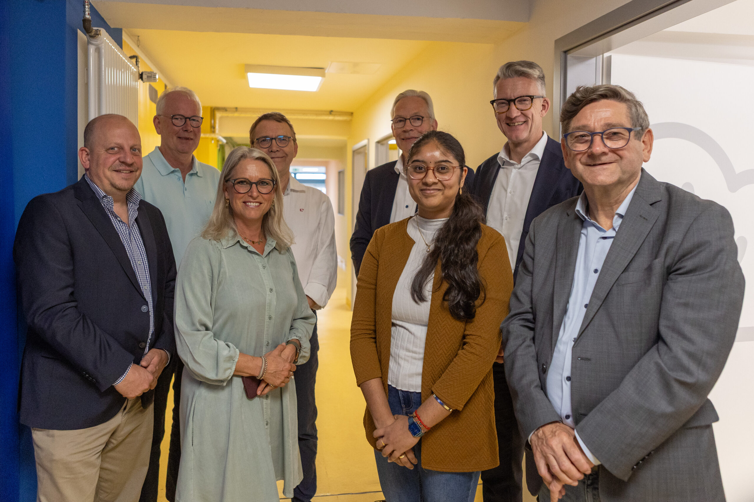 Neumann und Wolf besuchen den Gesundheitskiosk